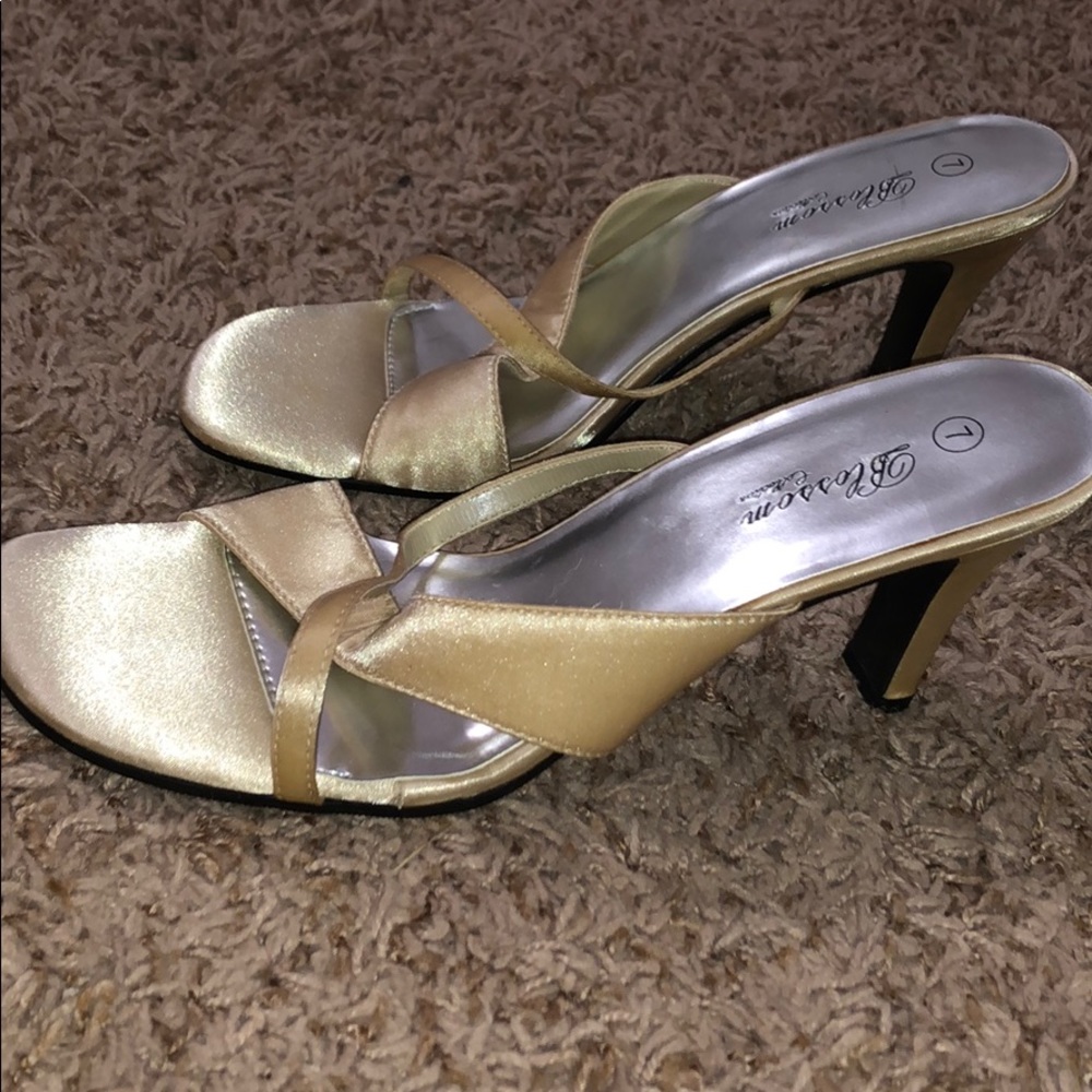 Blossom collection tan heels